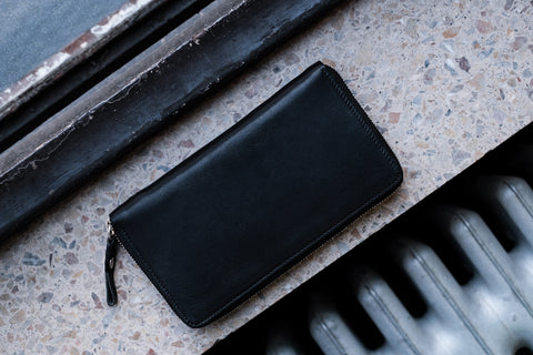 cornelian taurus by daisuke iwanaga/2door Wallet (cow mineral leather)