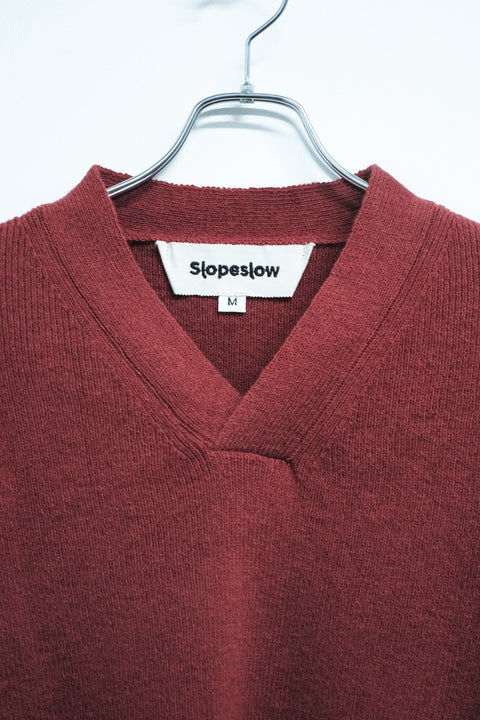 Slopeslow/Cross V Neck Sweater