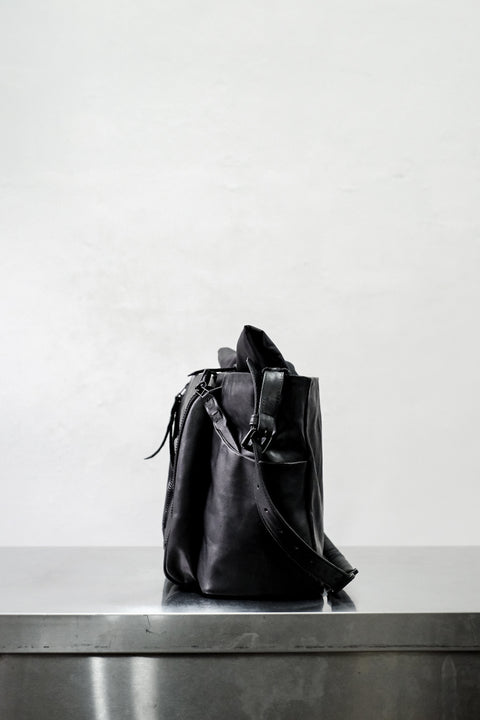 cornelian taurus by daisuke iwanaga/athletic shouleder (W pit leather)