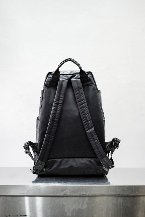cornelian taurus by daisuke iwanaga/Athletic Sack (W Pit Shrink Leather)