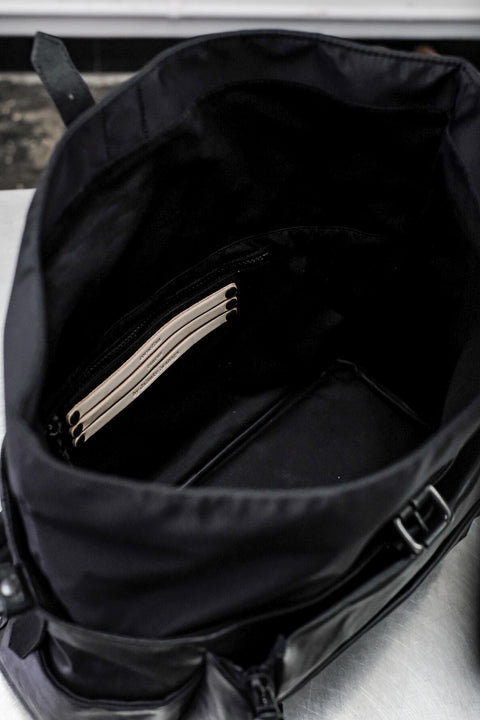 cornelian taurus by daisuke iwanaga/athletic shouleder (W pit leather)