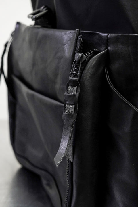 cornelian taurus by daisuke iwanaga/athletic shouleder (W pit leather)