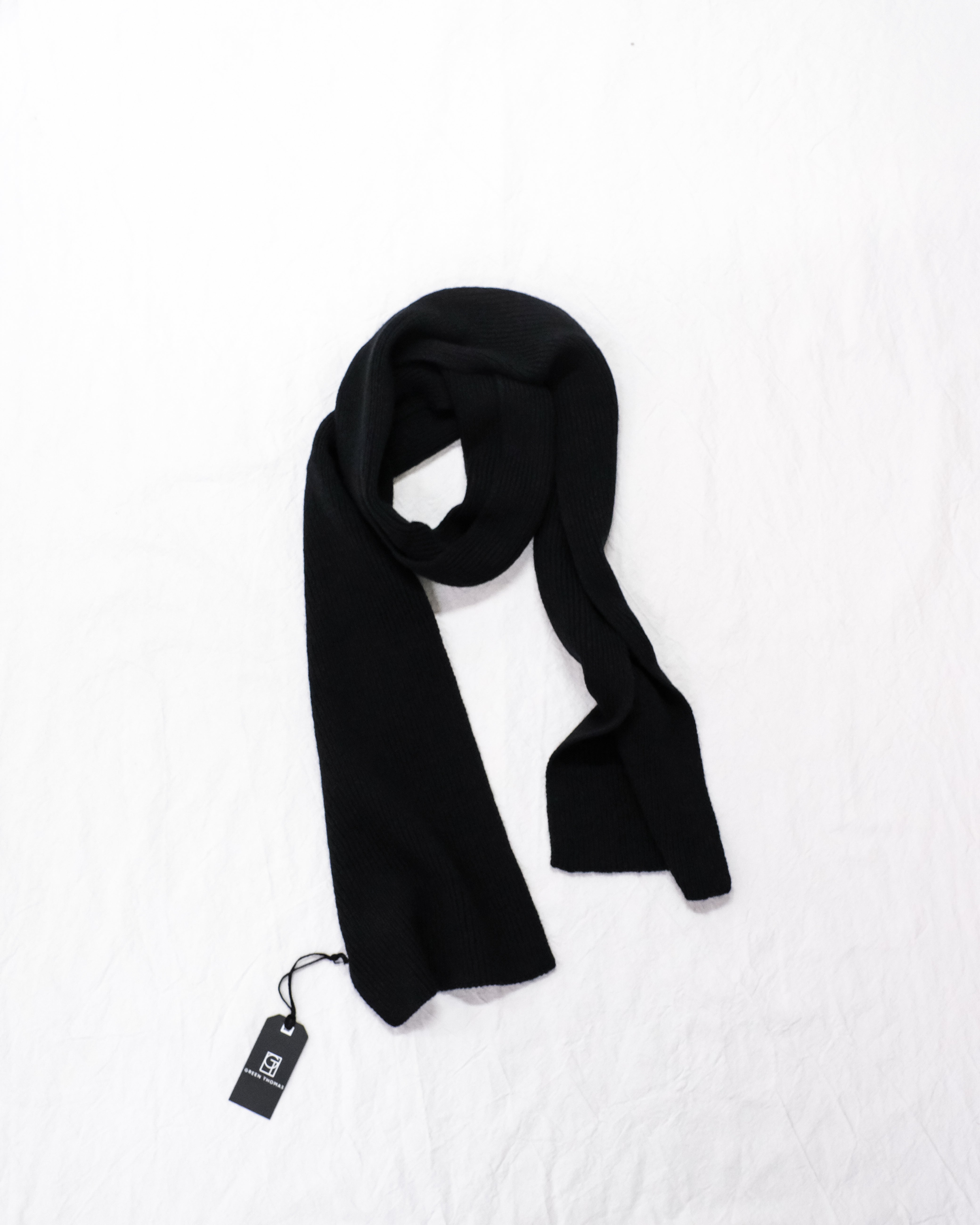 GREEN THOMAS/Ribbed Scarf-black – 3CMA