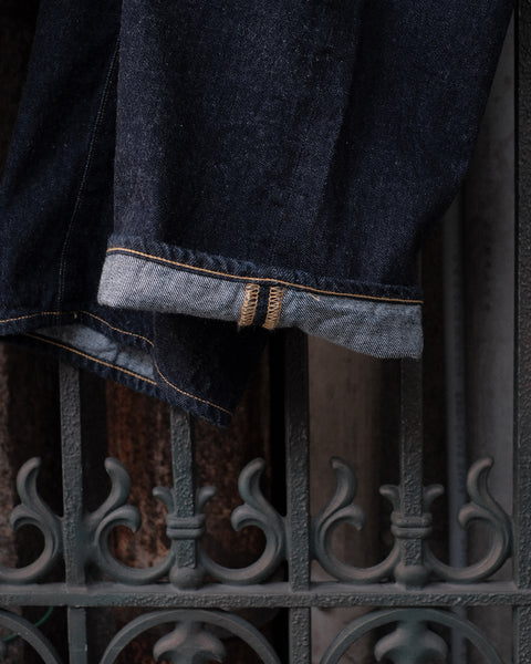 The DUFFER N NEPHEWS/Wide Tapered Denim Pants