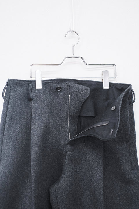山内/極重ヘビーメルトン・サイドシームレスワンタックパンツ
