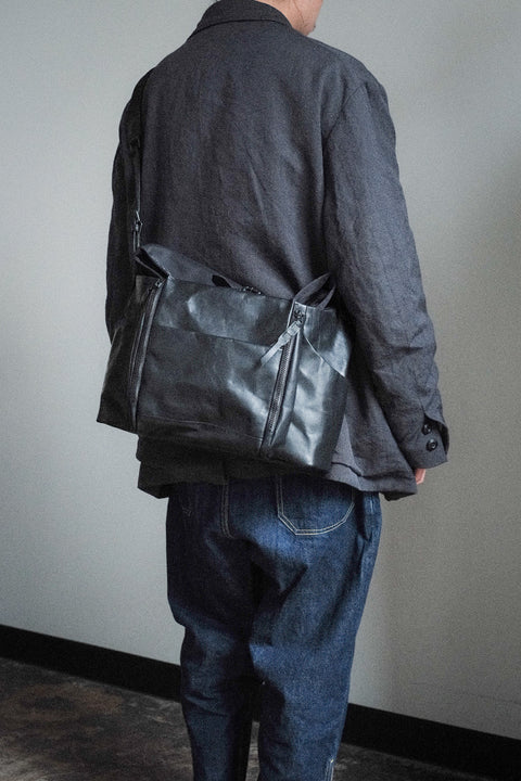 cornelian taurus by daisuke iwanaga/athletic shouleder (W pit leather)