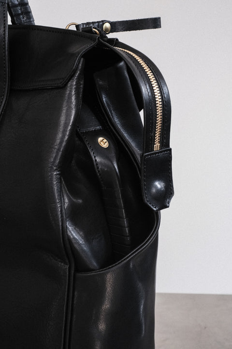 cornelian taurus by daisuke iwanaga/Key Hole Boston (cow mineral leather)