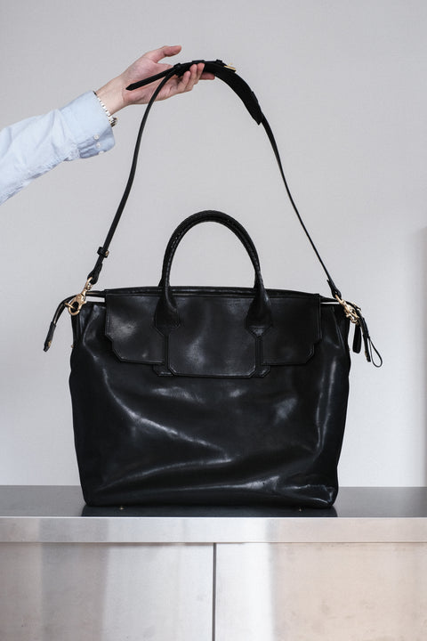 cornelian taurus by daisuke iwanaga/Key Hole Boston (cow mineral leather)