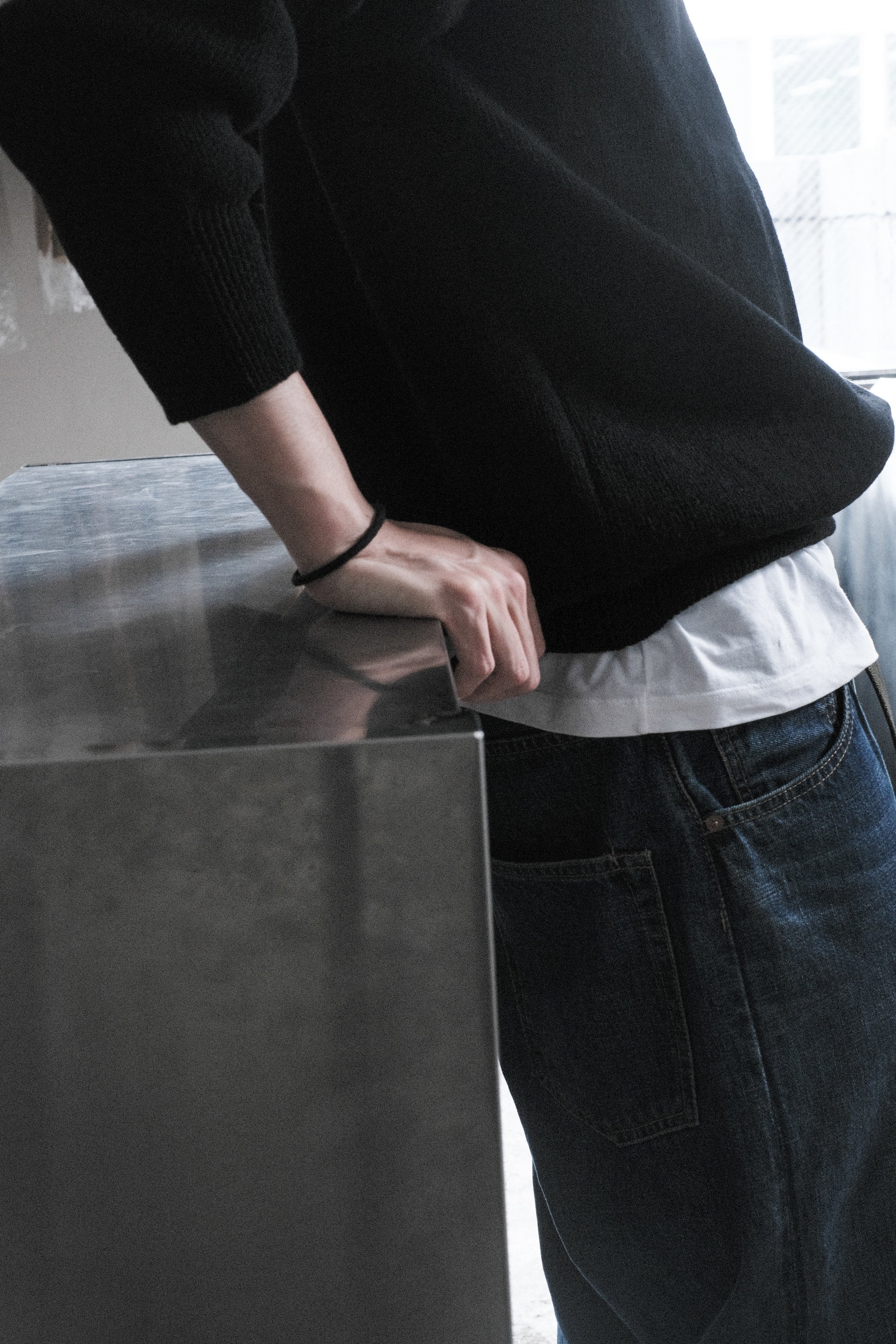 Slopeslow/Cross V Neck Sweater – 3CMA