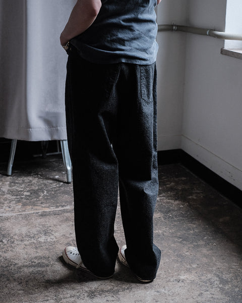 The DUFFER N NEPHEWS/Wide Tapered Denim Pants