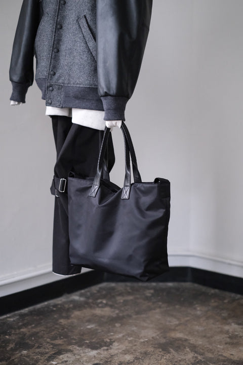 cornelian taurus by daisuke iwanaga/Pack Tote Grocery (R Nylon* H Cow Leather)