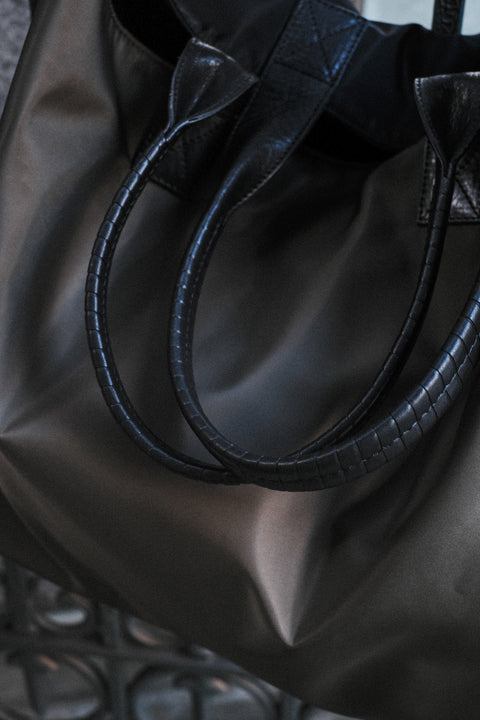 cornelian taurus by daisuke iwanaga/Pack Tote Super