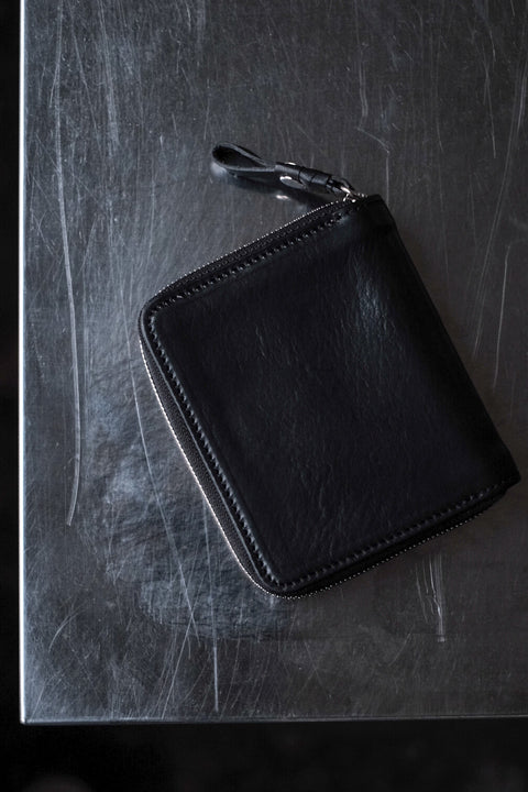 cornelian taurus by daisuke iwanaga/Tower Half Wallet (cow leather)