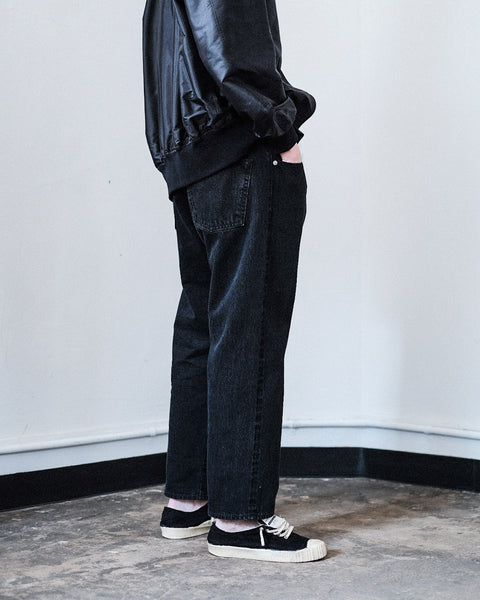 SCYE BASICS/Selvage Black Denim Loose Fit Straight Jeans